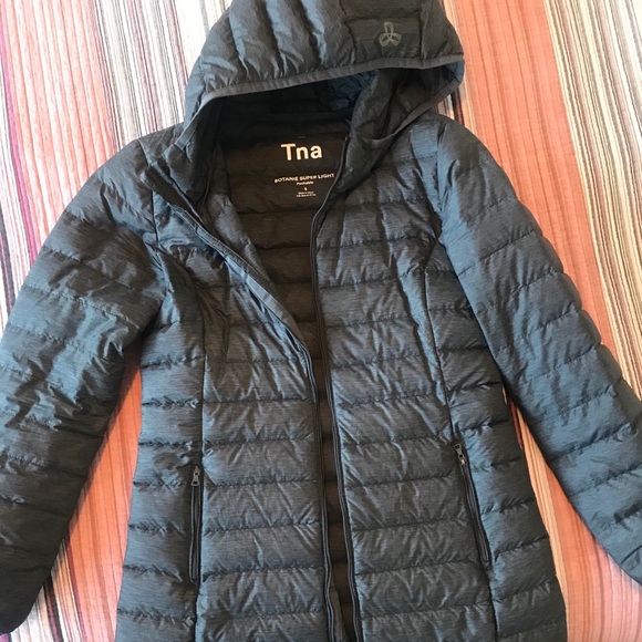 TNA long puffer jacket - Picture 2 of 4